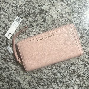 Marc Jacobs Groove Wristlet